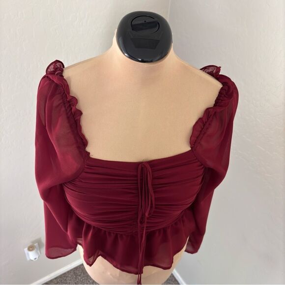 VIGOSS Ruffle Chiffon Top in Cherry Size Medium NEW - Picture 10 of 15
